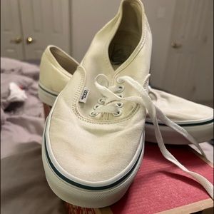 Mens Authentic off white vans size 9.5 good condition
